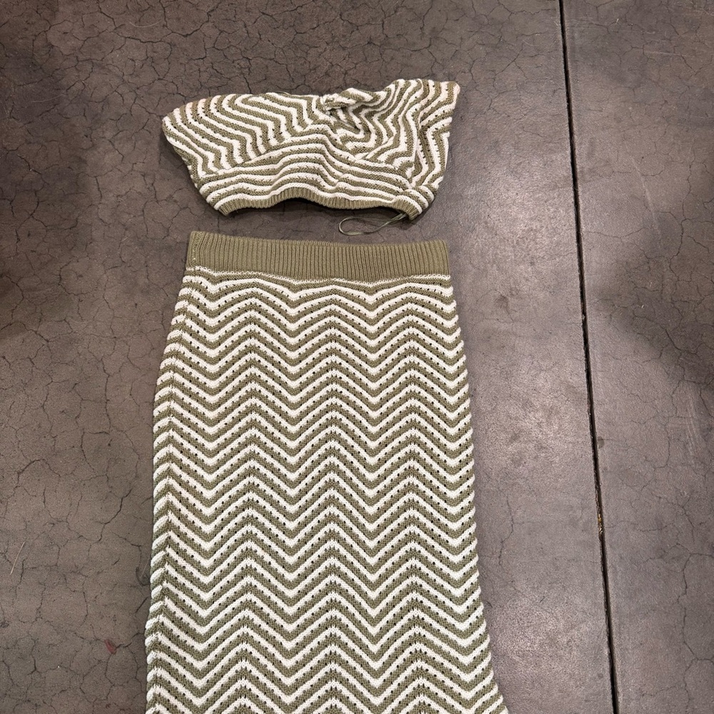 Willow Olive and Cream Chevron Knit Ensemble